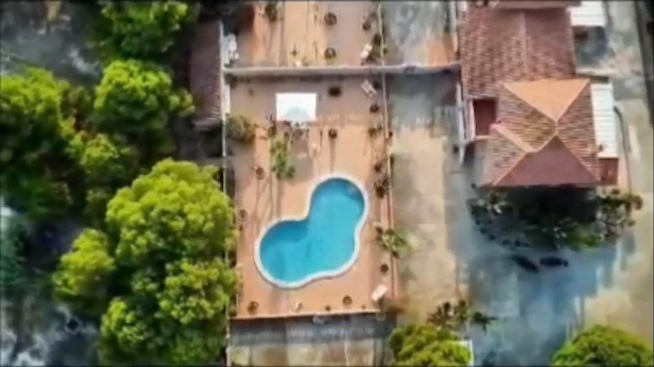 Extraordinaria villa con dos viviendas gemelas