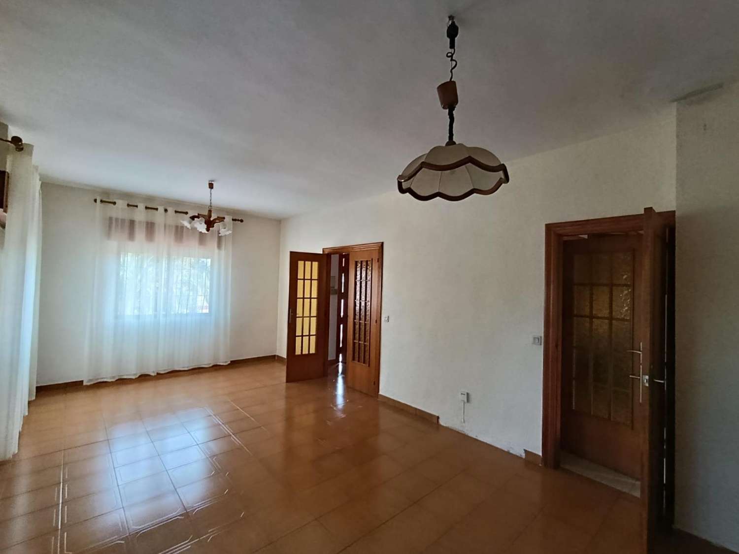 Extraordinaria villa con dos viviendas gemelas