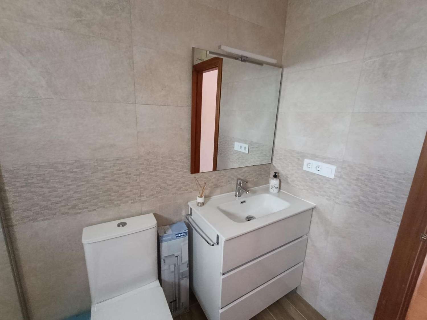 Extraordinaria villa con dos viviendas gemelas