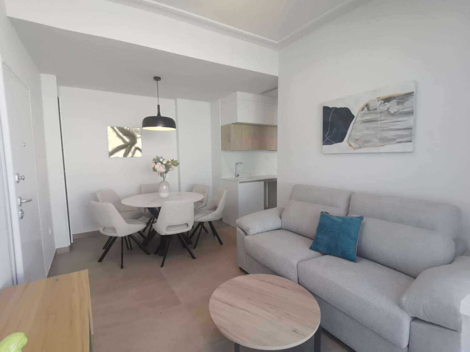 Ático de lujo en Torrevieja a 100 metros de la playa