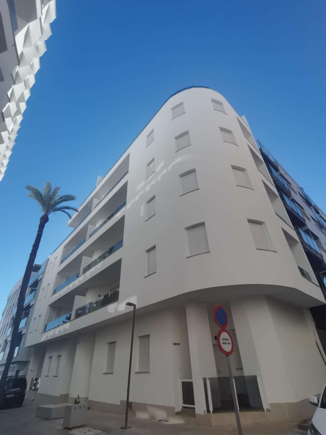 Ático de lujo en Torrevieja a 100 metros de la playa