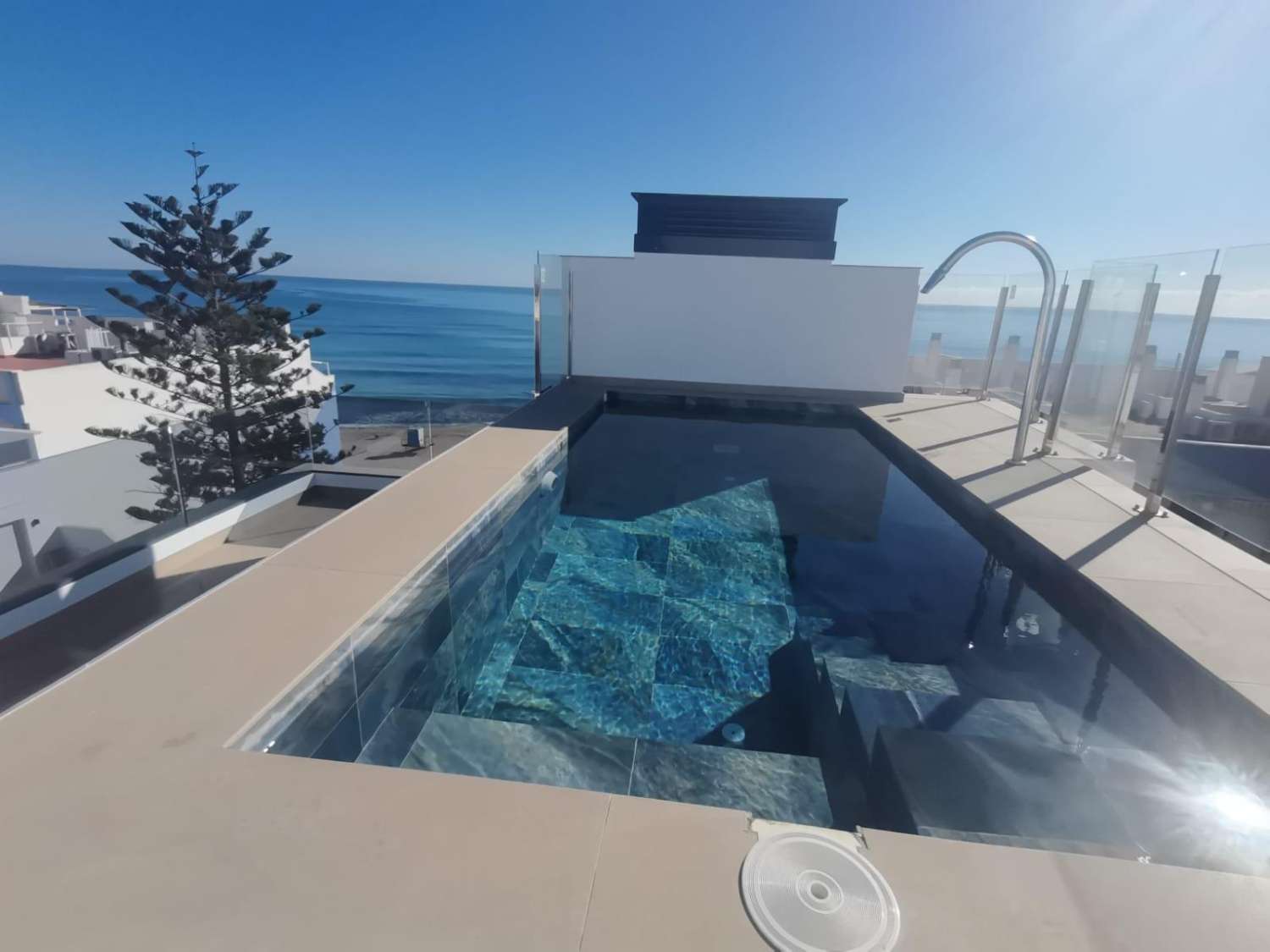 Ático de lujo en Torrevieja a 100 metros de la playa