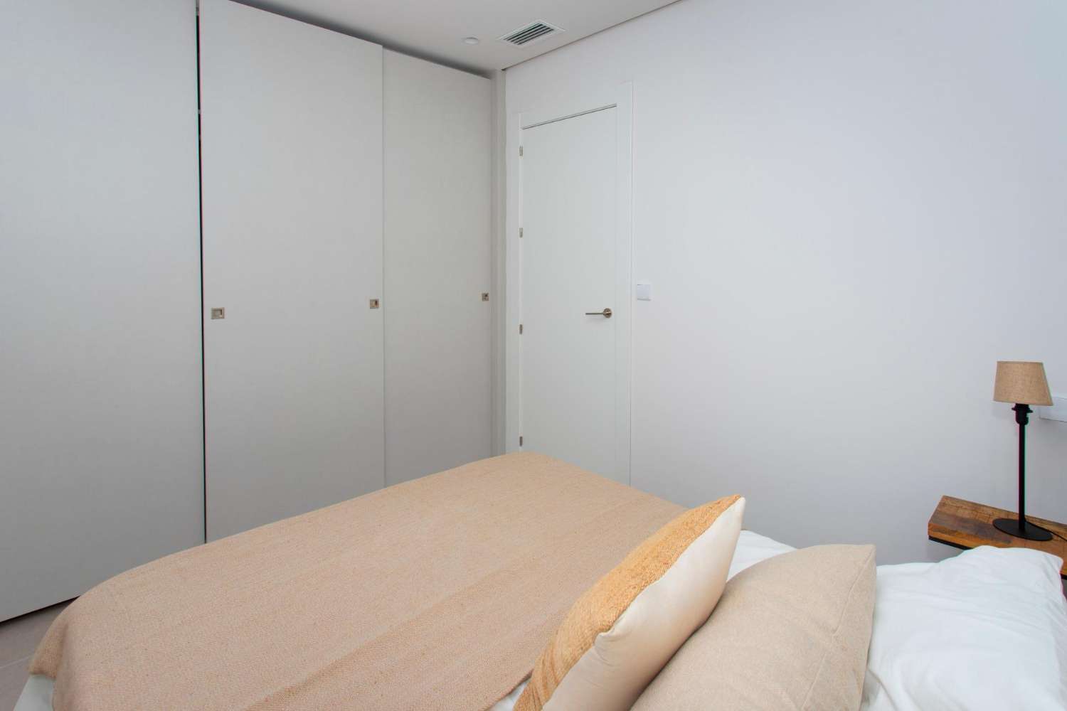 Increíble Apartamento en Santa Pola ¡A Solo 80 Metros del Mar!