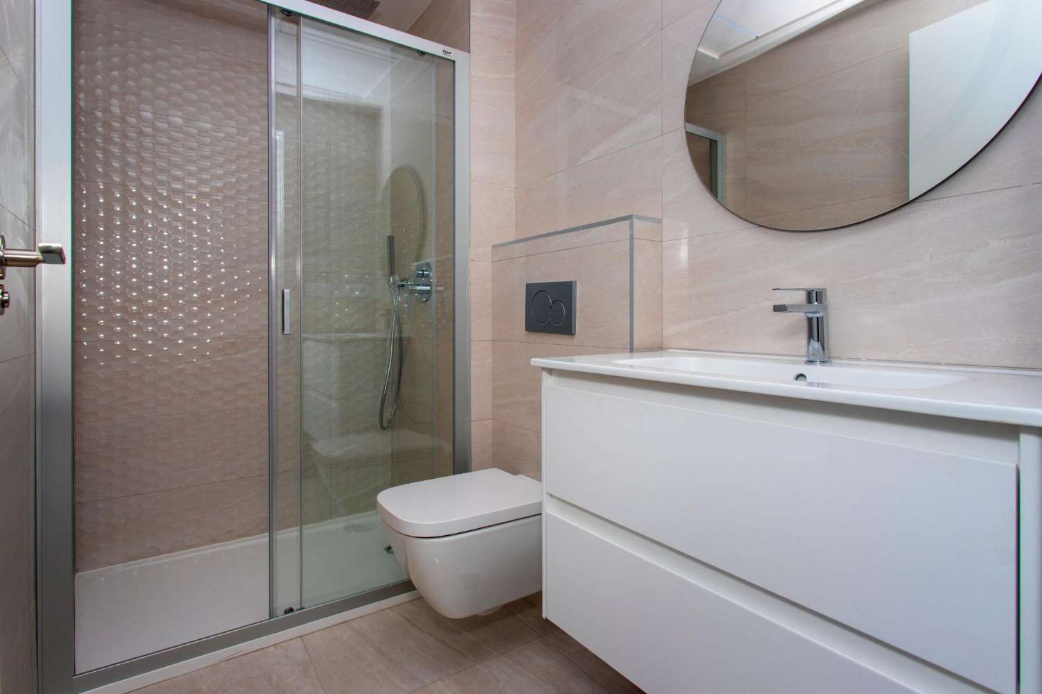 Increíble Apartamento en Santa Pola ¡A Solo 80 Metros del Mar!