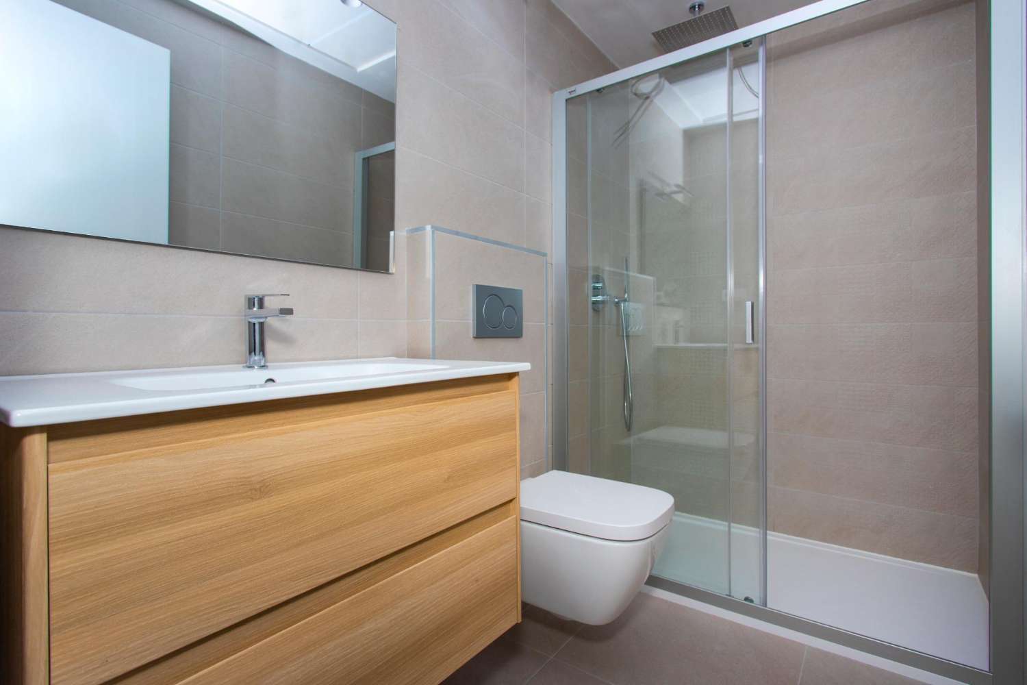 Increíble Apartamento en Santa Pola ¡A Solo 80 Metros del Mar!