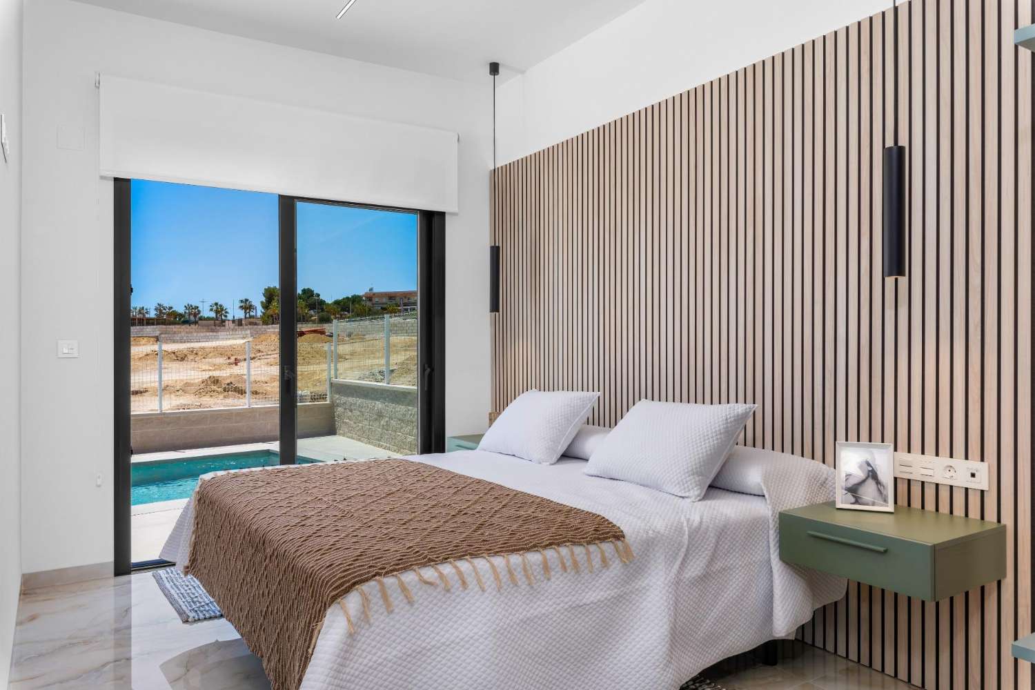 Villa con Piscina Privada en Algorfa, Alicante