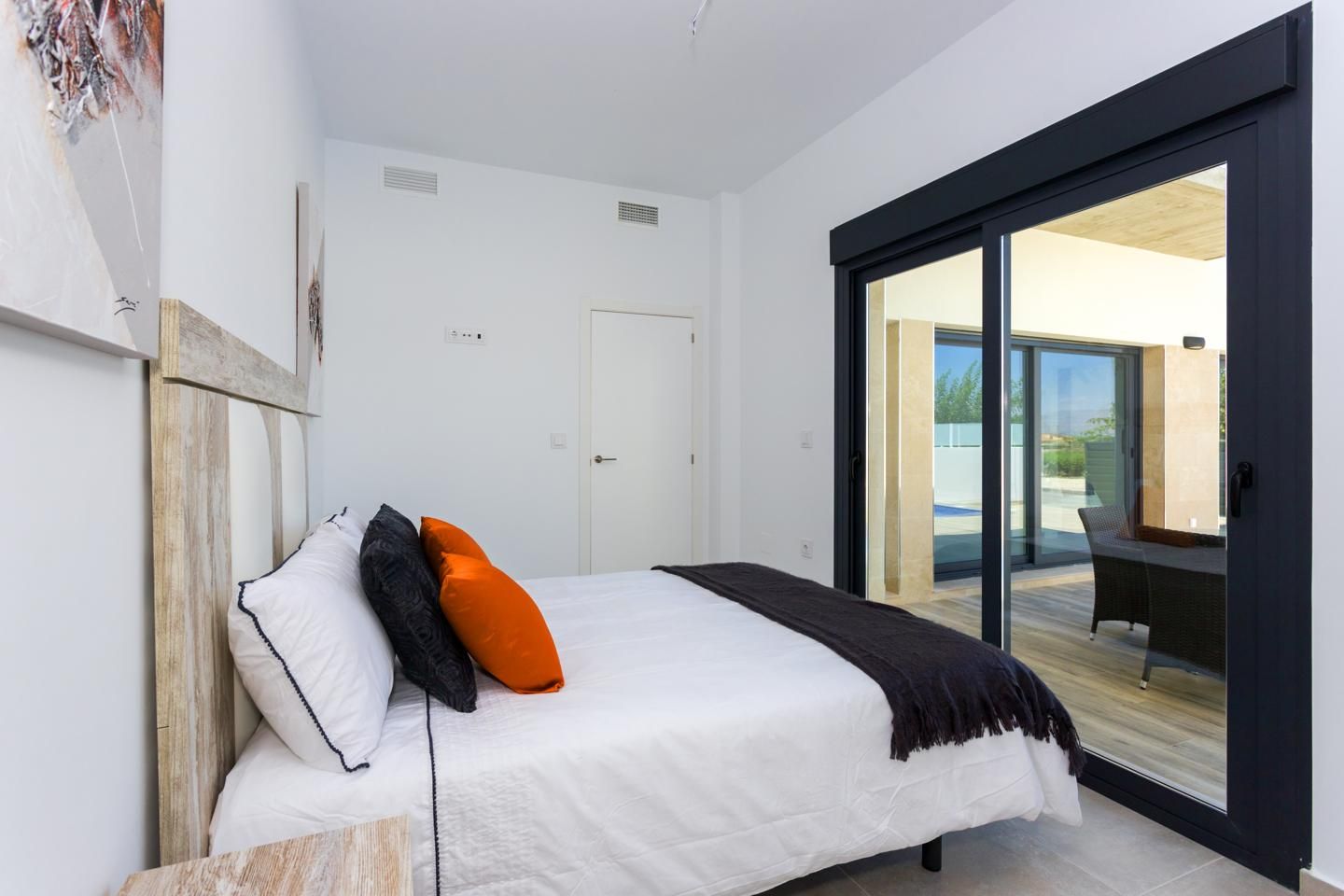 Bonita Villa Moderna en Daya Nueva (Alicante)