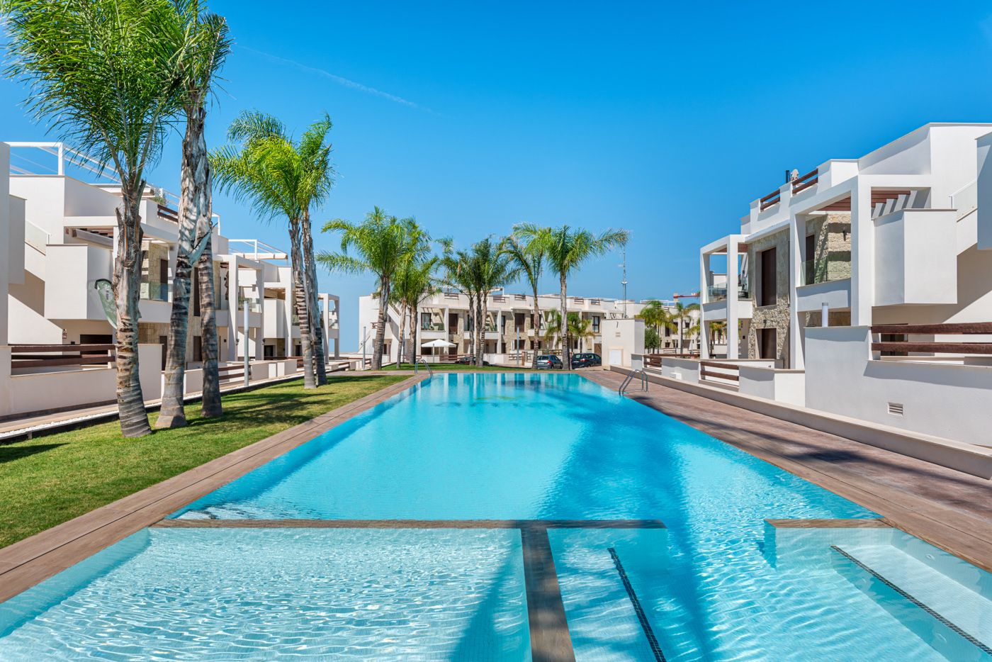 Bungalow Nuevo en Los Balcones, Torrevieja - ¡Oportunidad Única!