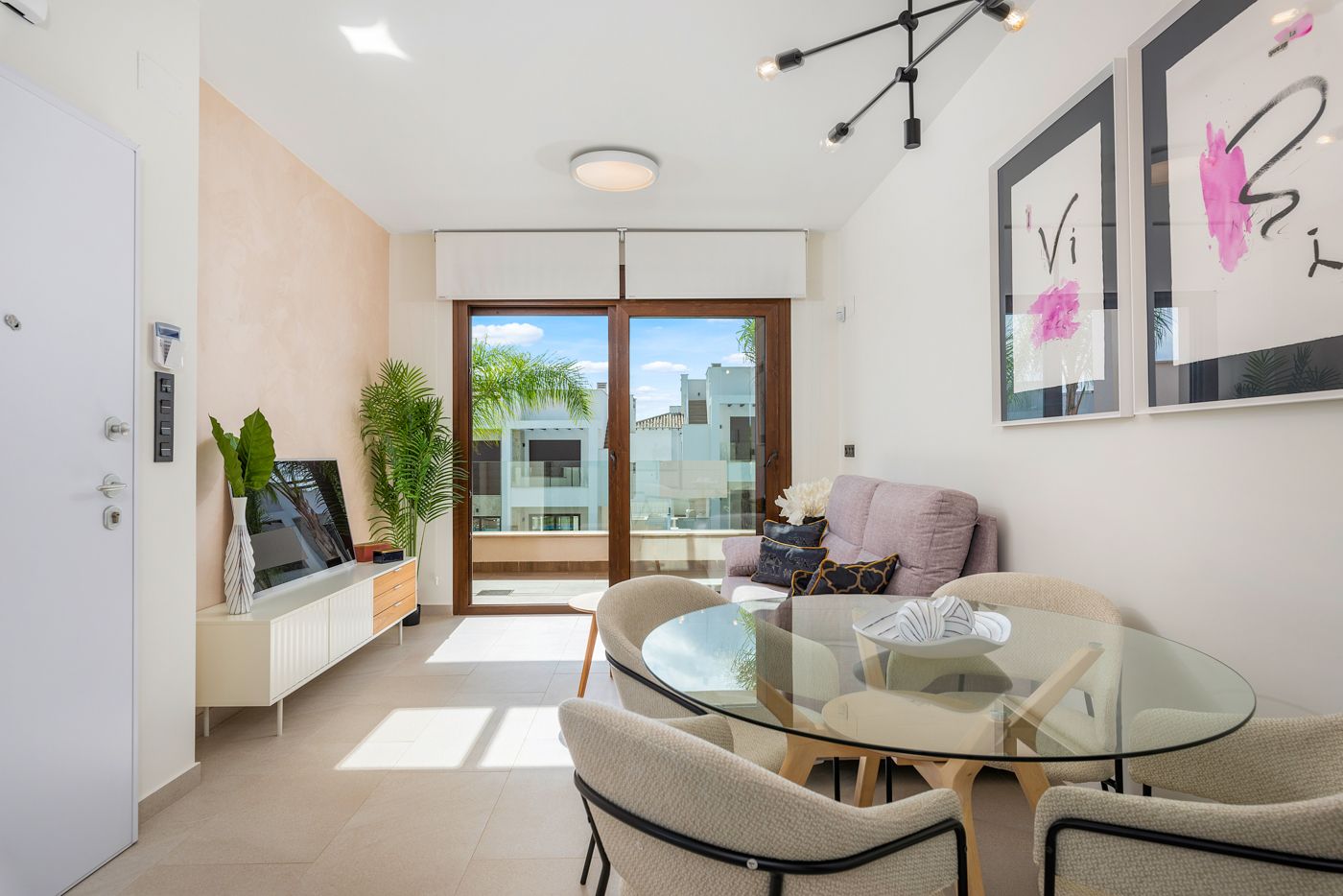 Bungalow Nuevo en Los Balcones, Torrevieja - ¡Oportunidad Única!