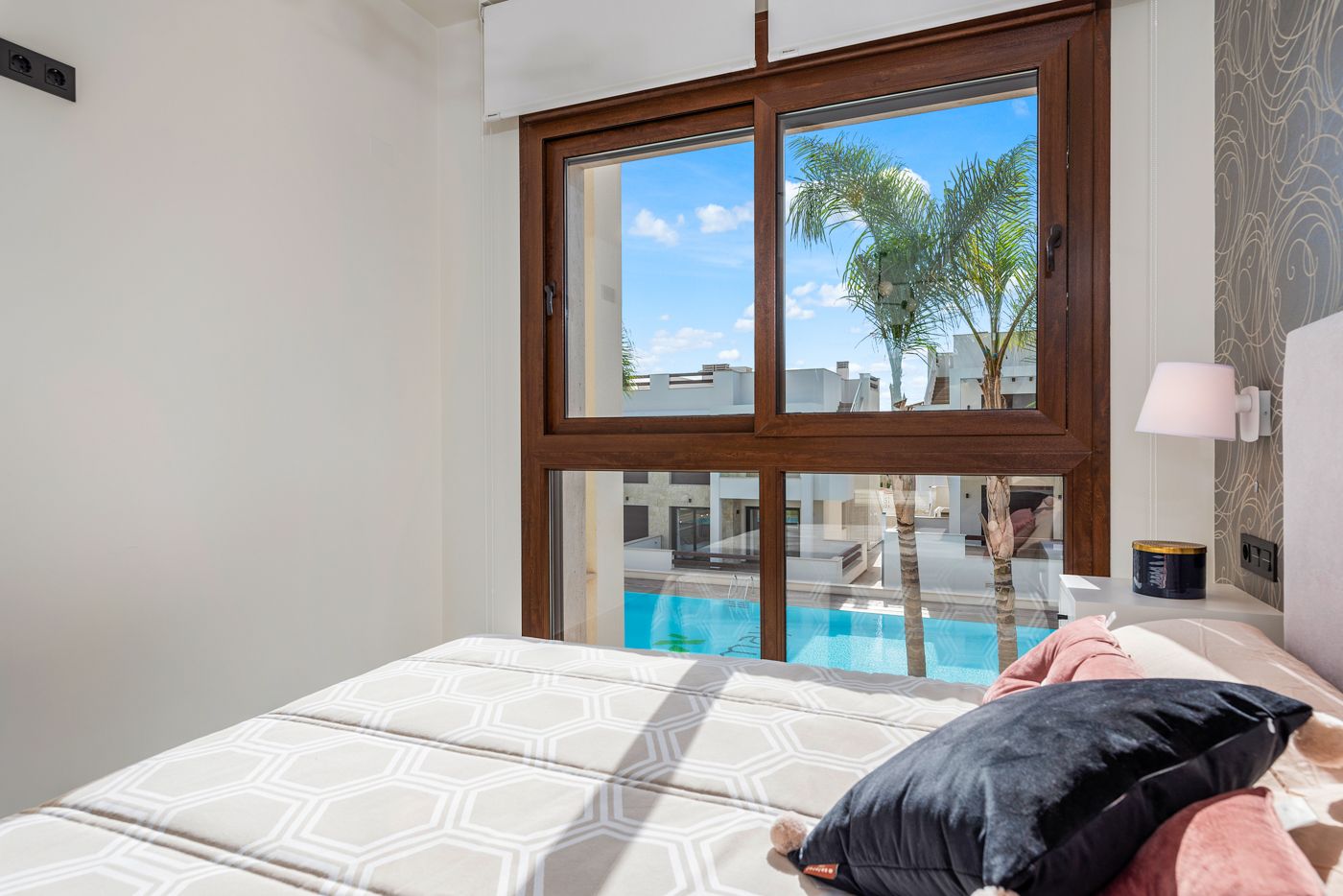 Bungalow Nuevo en Los Balcones, Torrevieja - ¡Oportunidad Única!