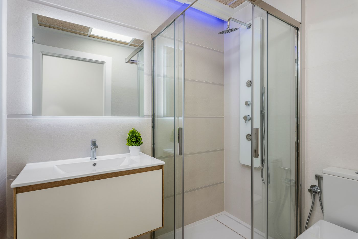 Bungalow Nuevo en Los Balcones, Torrevieja - ¡Oportunidad Única!