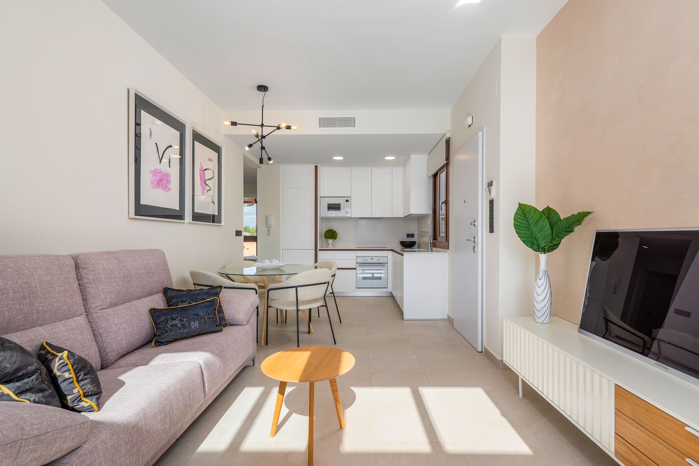 Bungalow Nuevo en Los Balcones, Torrevieja - ¡Oportunidad Única!