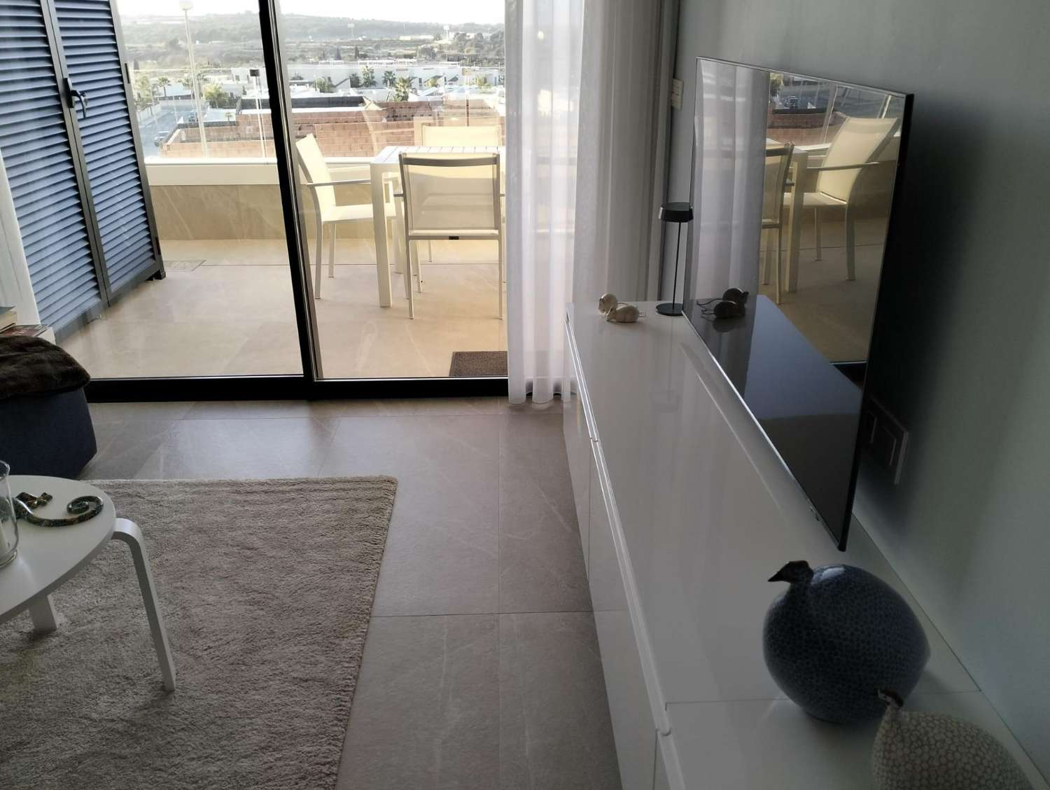 Moderno Piso en Benijofar