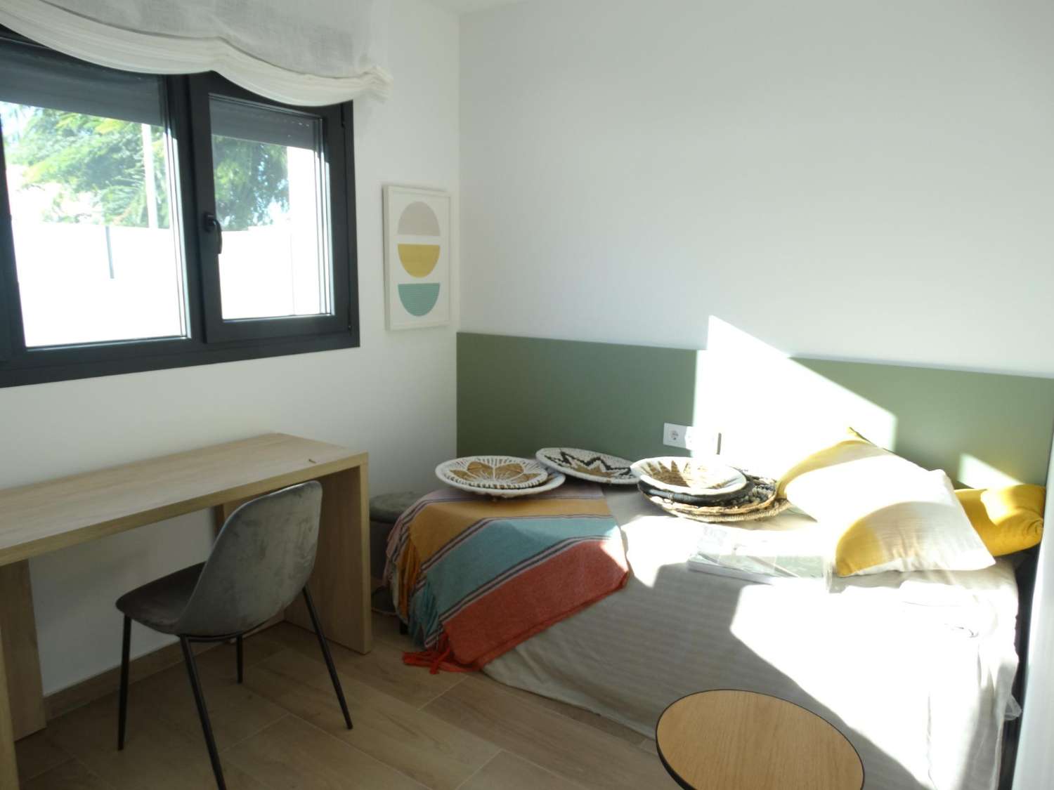 Bungalow Soleado con Terraza Privada en Pilar de la Horadada