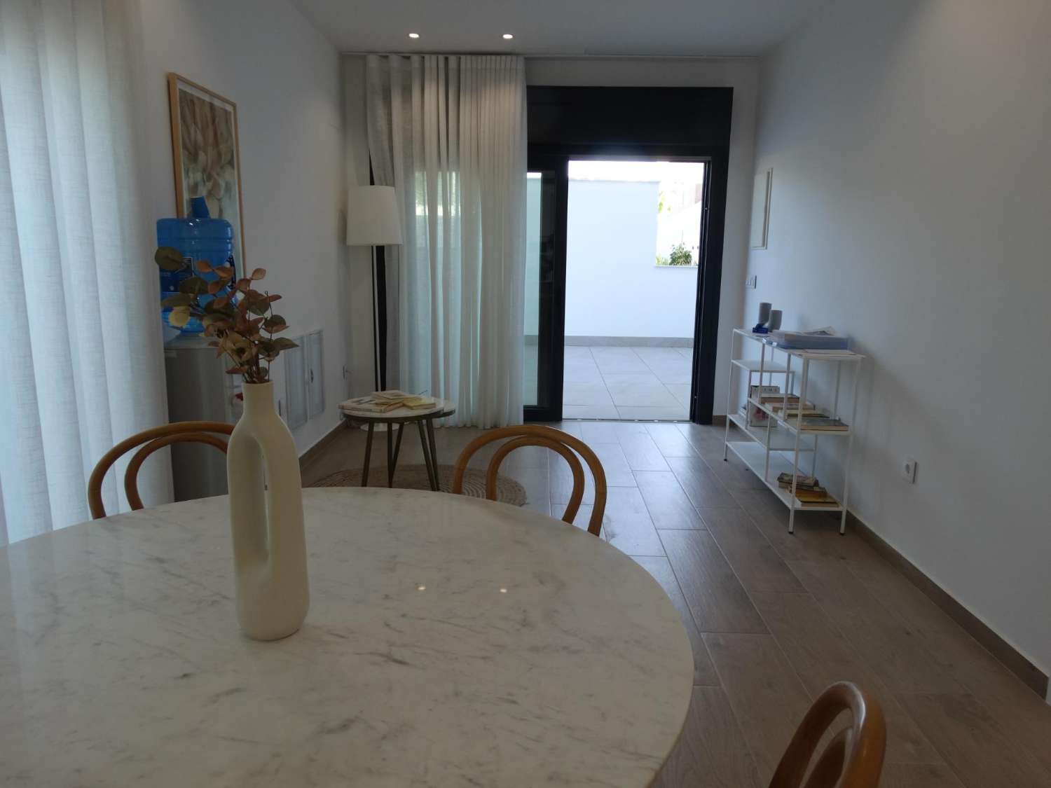 Bungalow Soleado con Terraza Privada en Pilar de la Horadada