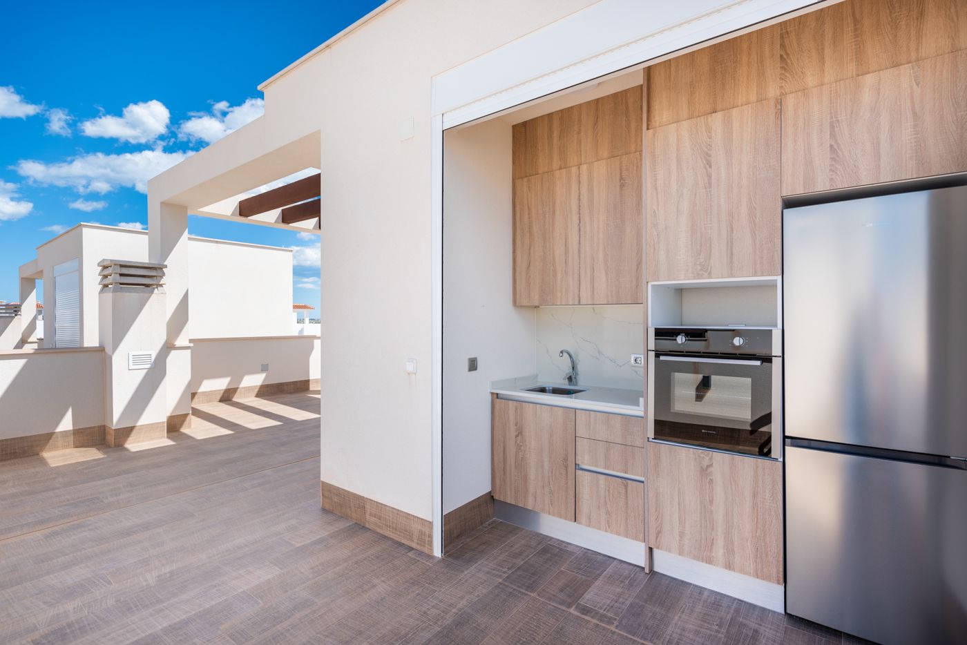 Exquisita Villa con Piscina Privada y Jardín en Ciudad Quesada