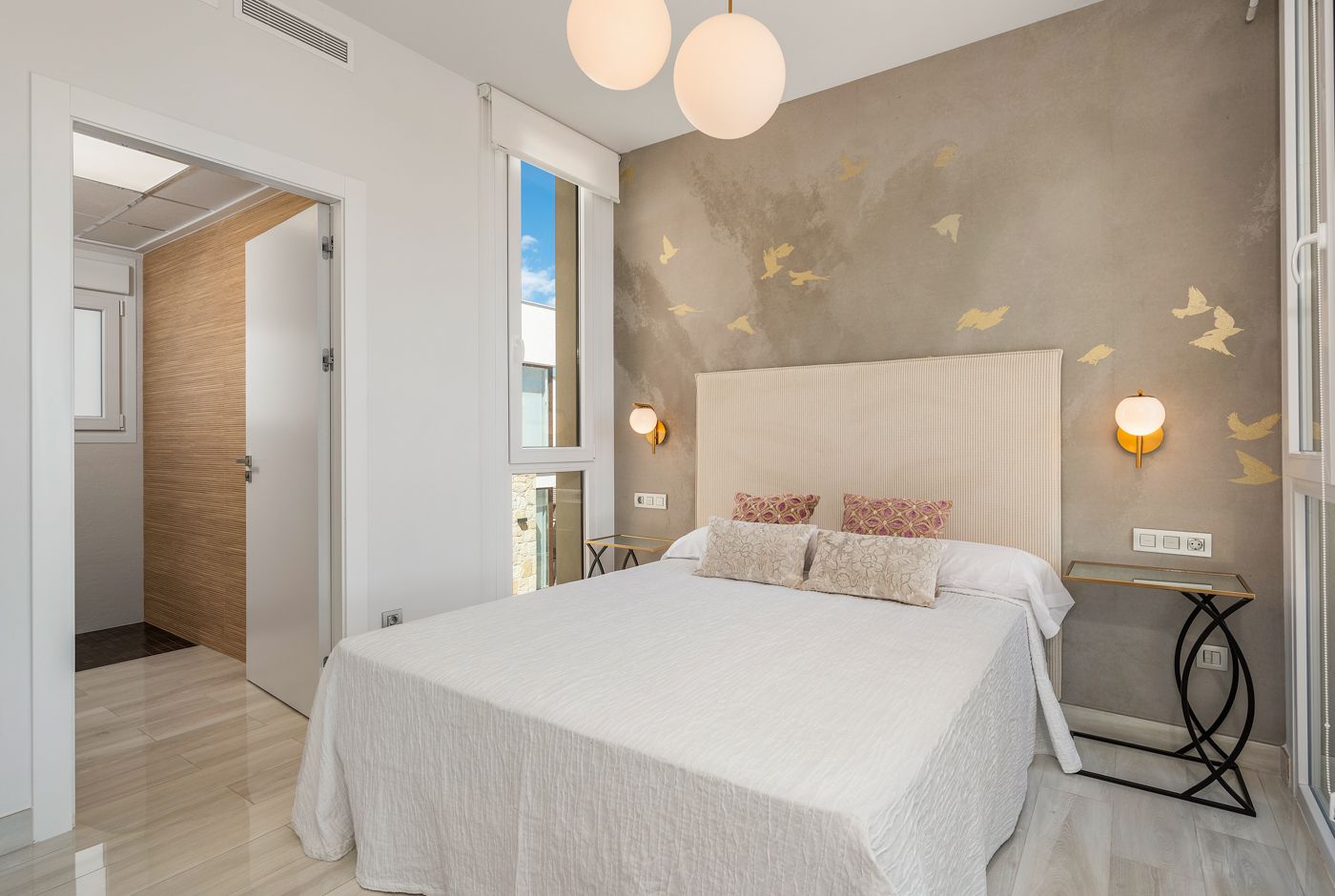 Exquisita Villa con Piscina Privada y Jardín en Ciudad Quesada