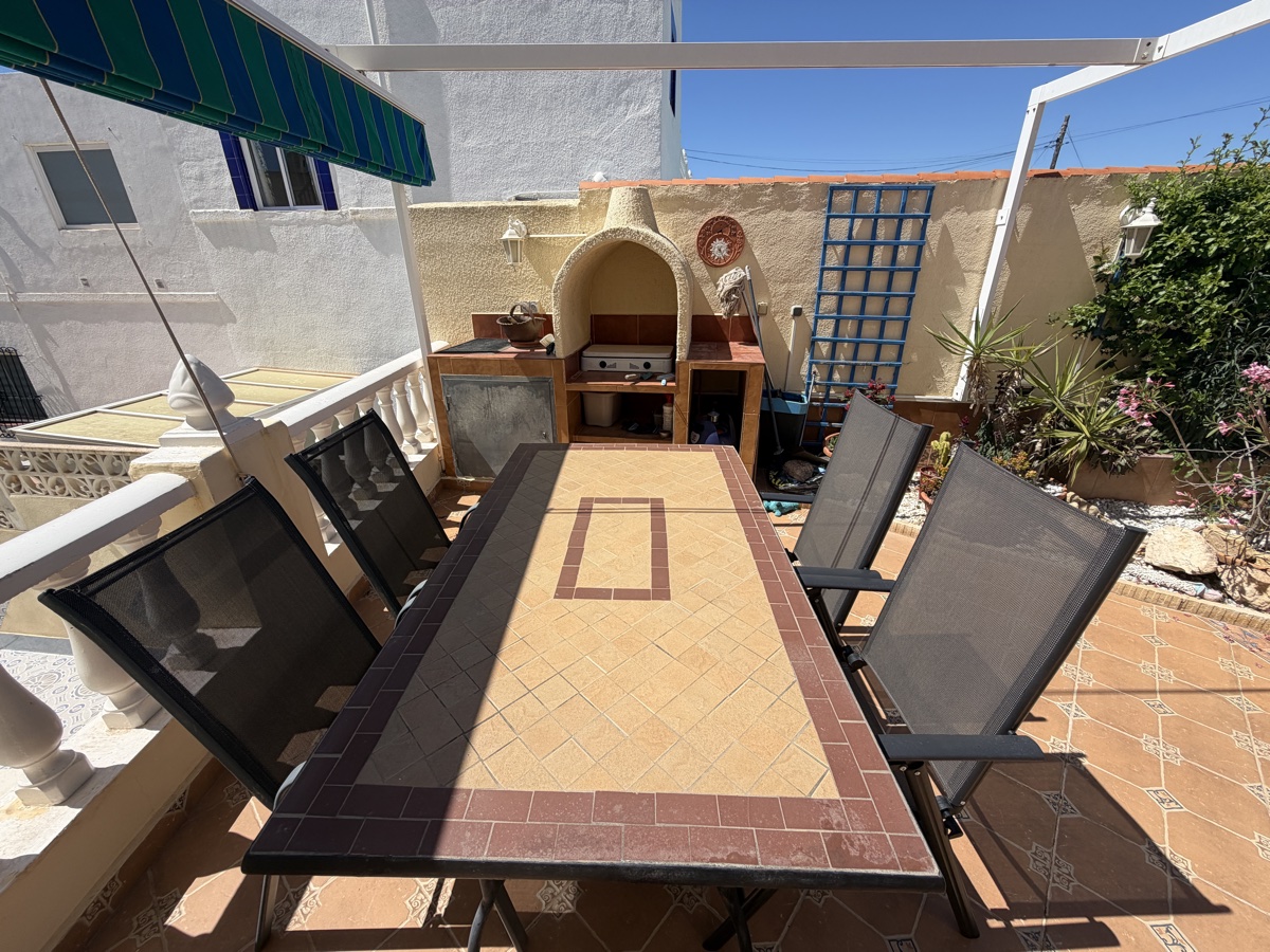 Maison de ville de 3 chambres et 3 salles de bain à San Miguel De Salinas