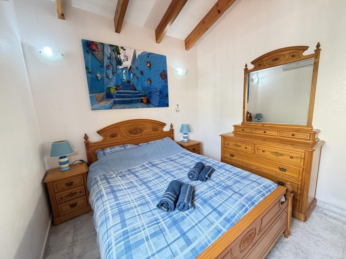 Villa de 4 dormitorios y 3 baños en Villamartin
