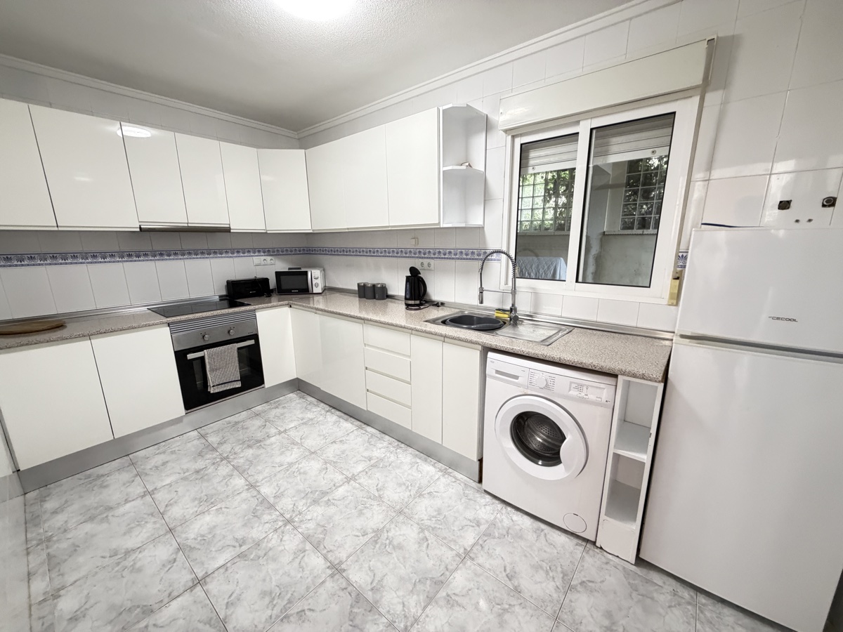 Villa de 4 dormitorios y 3 baños en Villamartin