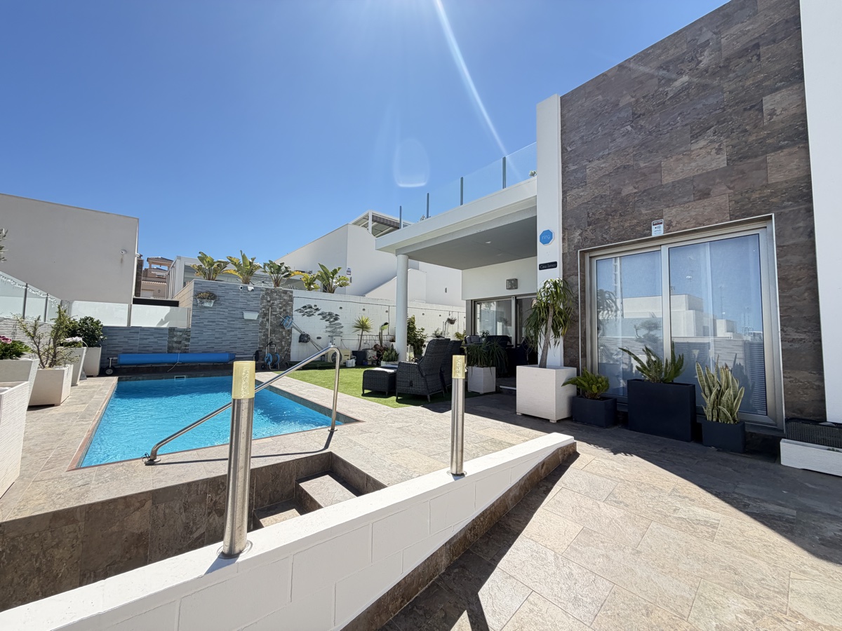 Villa 3 chambres / 2 salles de bain à Villamartin