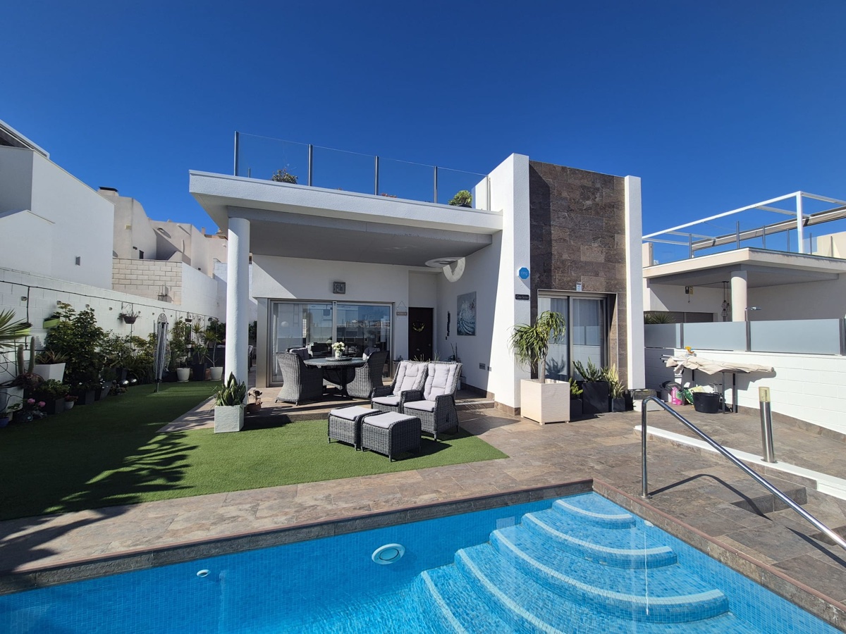 Villa 3 chambres / 2 salles de bain à Villamartin
