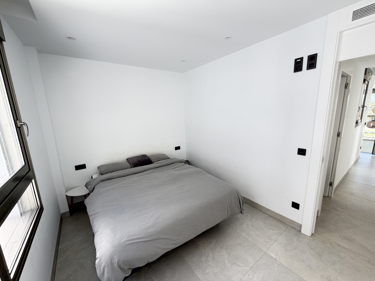 Villa de 4 dormitorios y 3 baños en Villamartin