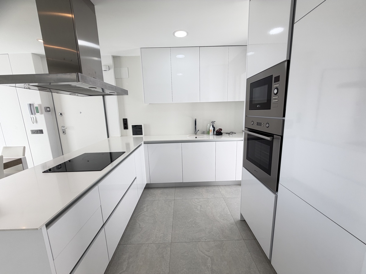 Villa de 4 dormitorios y 3 baños en Villamartin