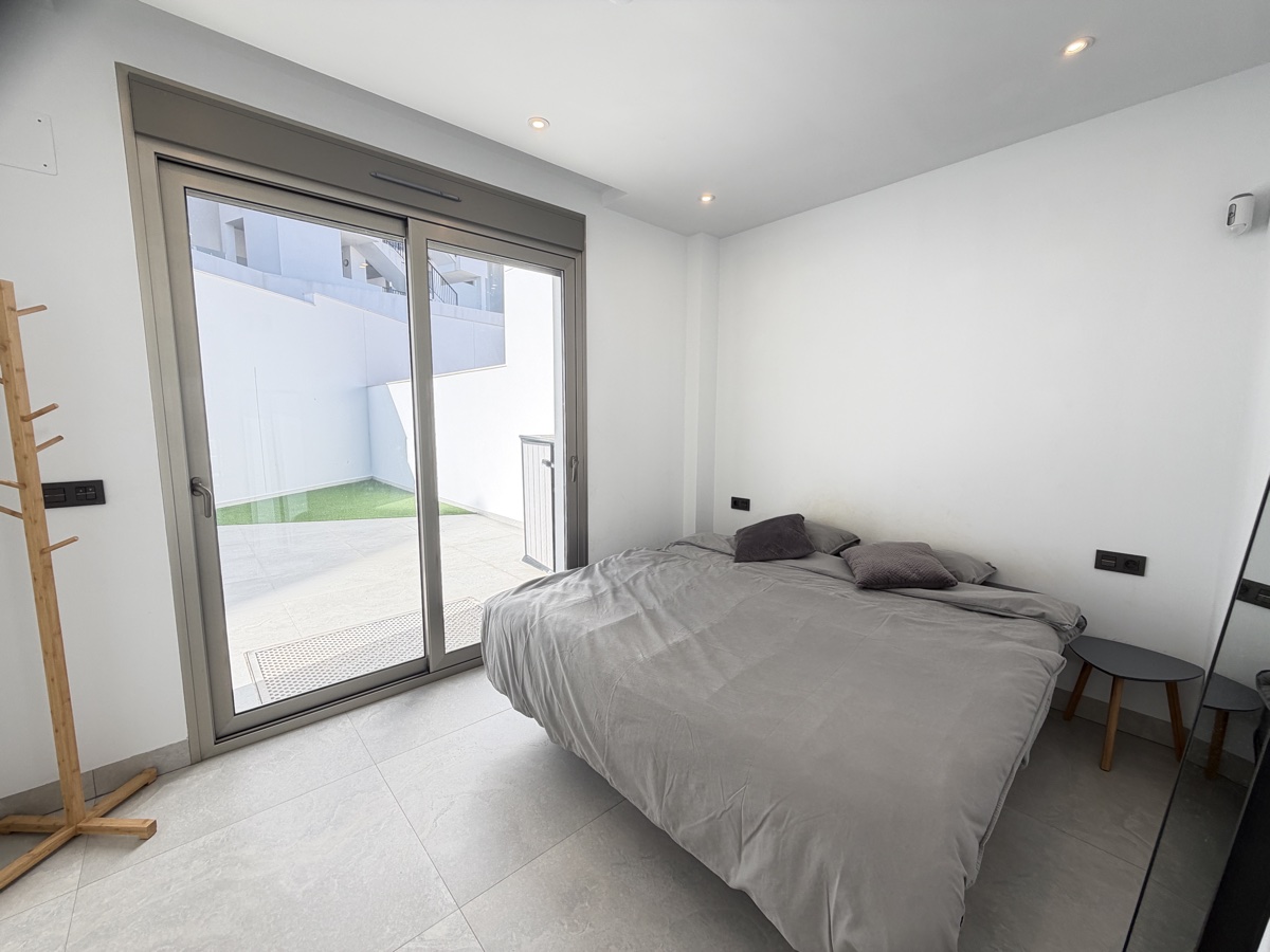 Villa de 4 dormitorios y 3 baños en Villamartin