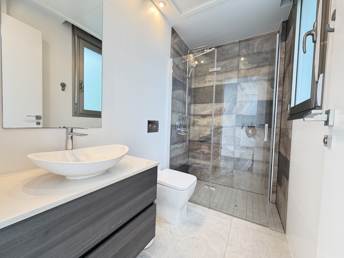 Villa de 4 dormitorios y 3 baños en Villamartin
