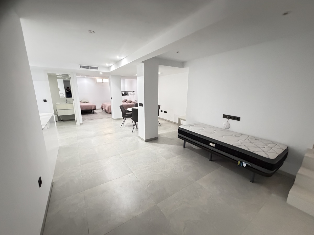 Villa de 4 dormitorios y 3 baños en Villamartin
