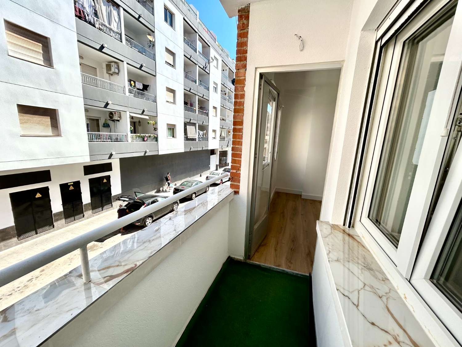 Apartamento de 3 habitaciones en venta en Torrevieja.