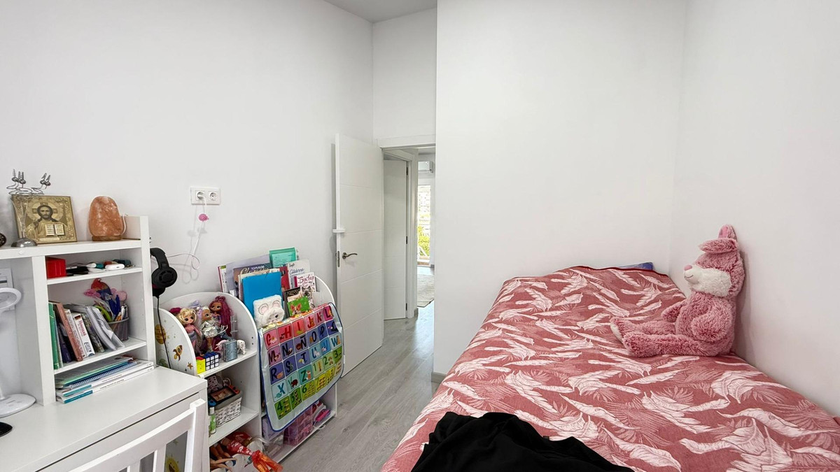 Villa de 2 dormitorios en venta en Torrevieja.