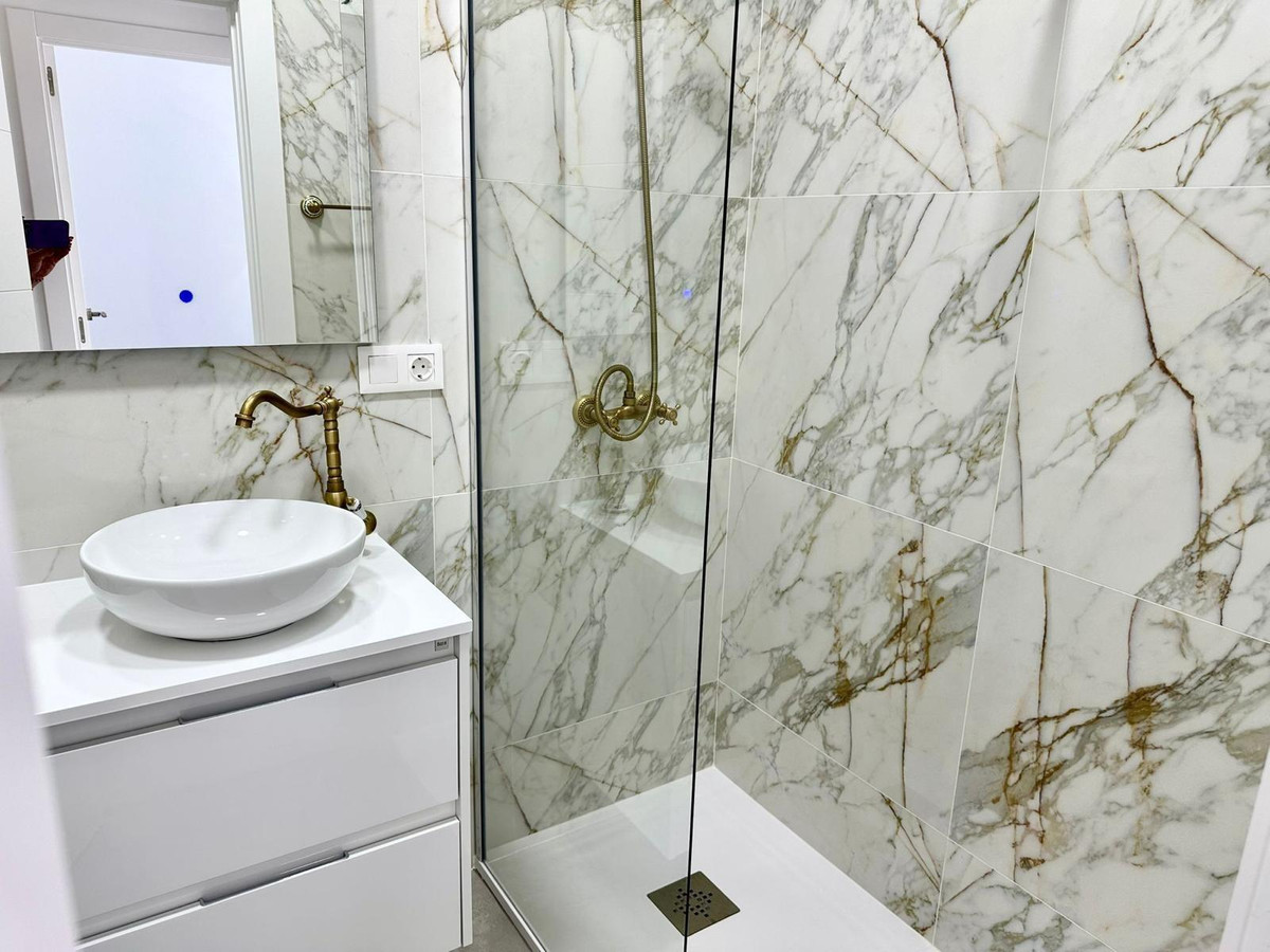 Villa de 2 dormitorios en venta en Torrevieja.