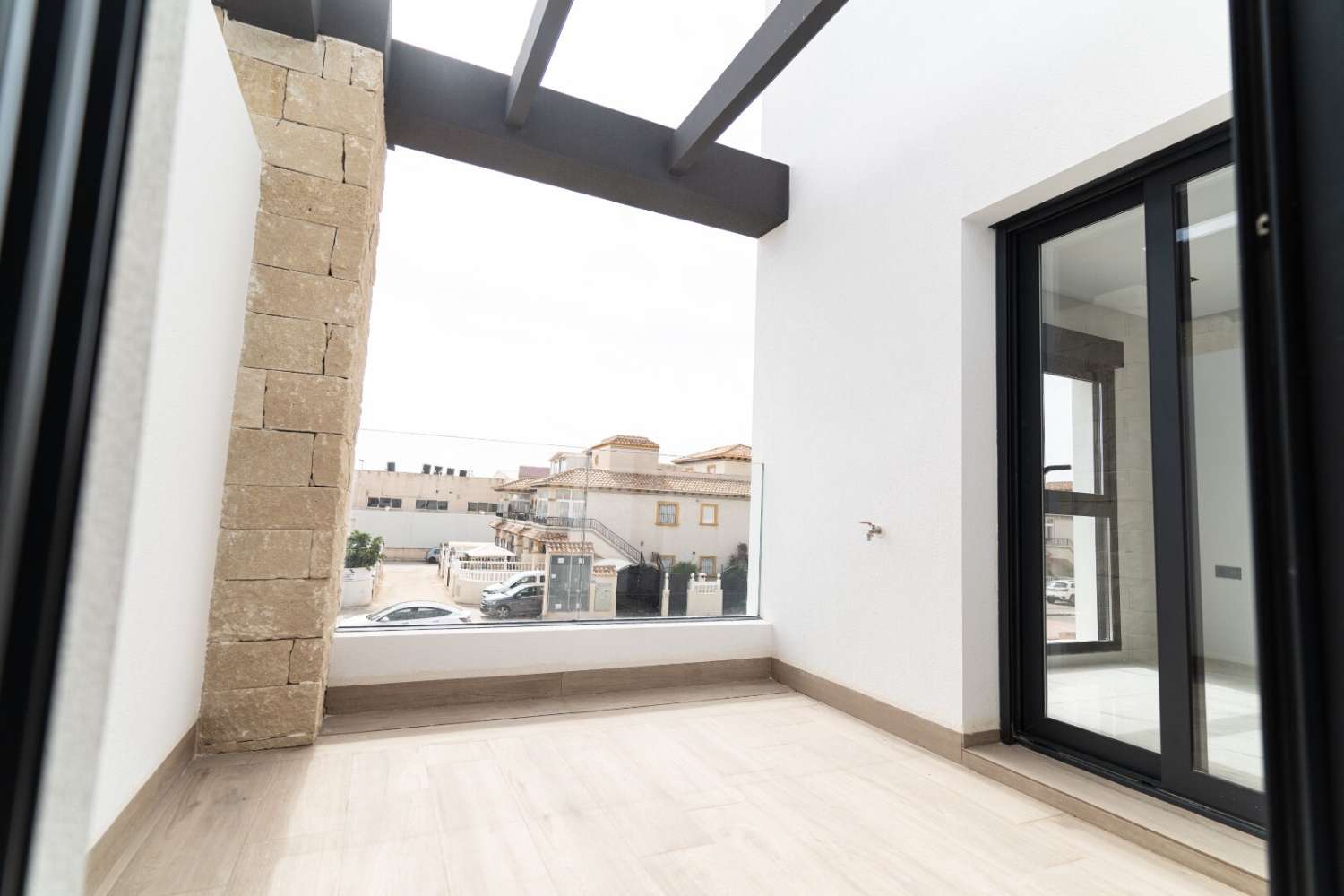 Exclusive villa in Punta Prima, ready to move in