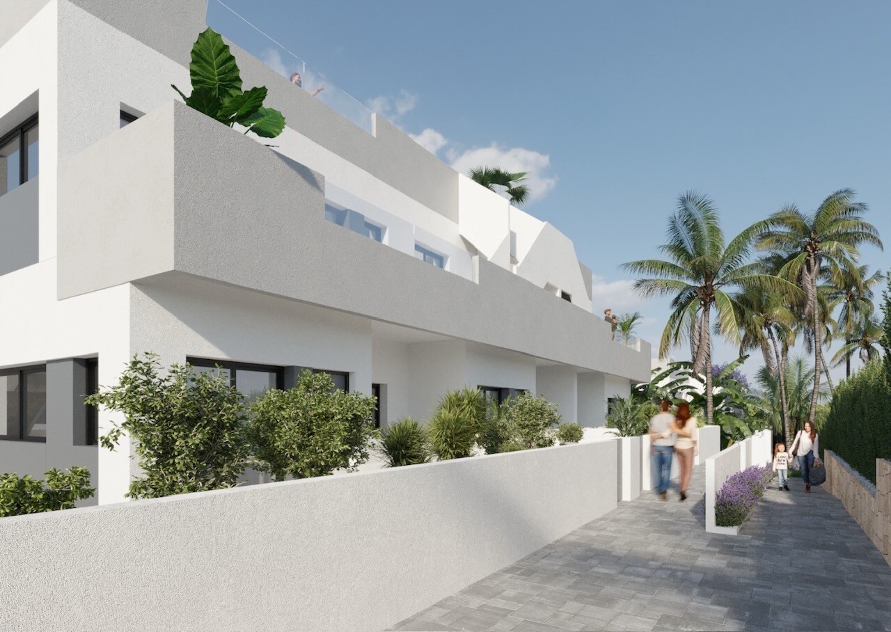 Élégant bungalow neuf de plain-pied avec solarium et piscine commune à Los Balcones, Torrevieja
