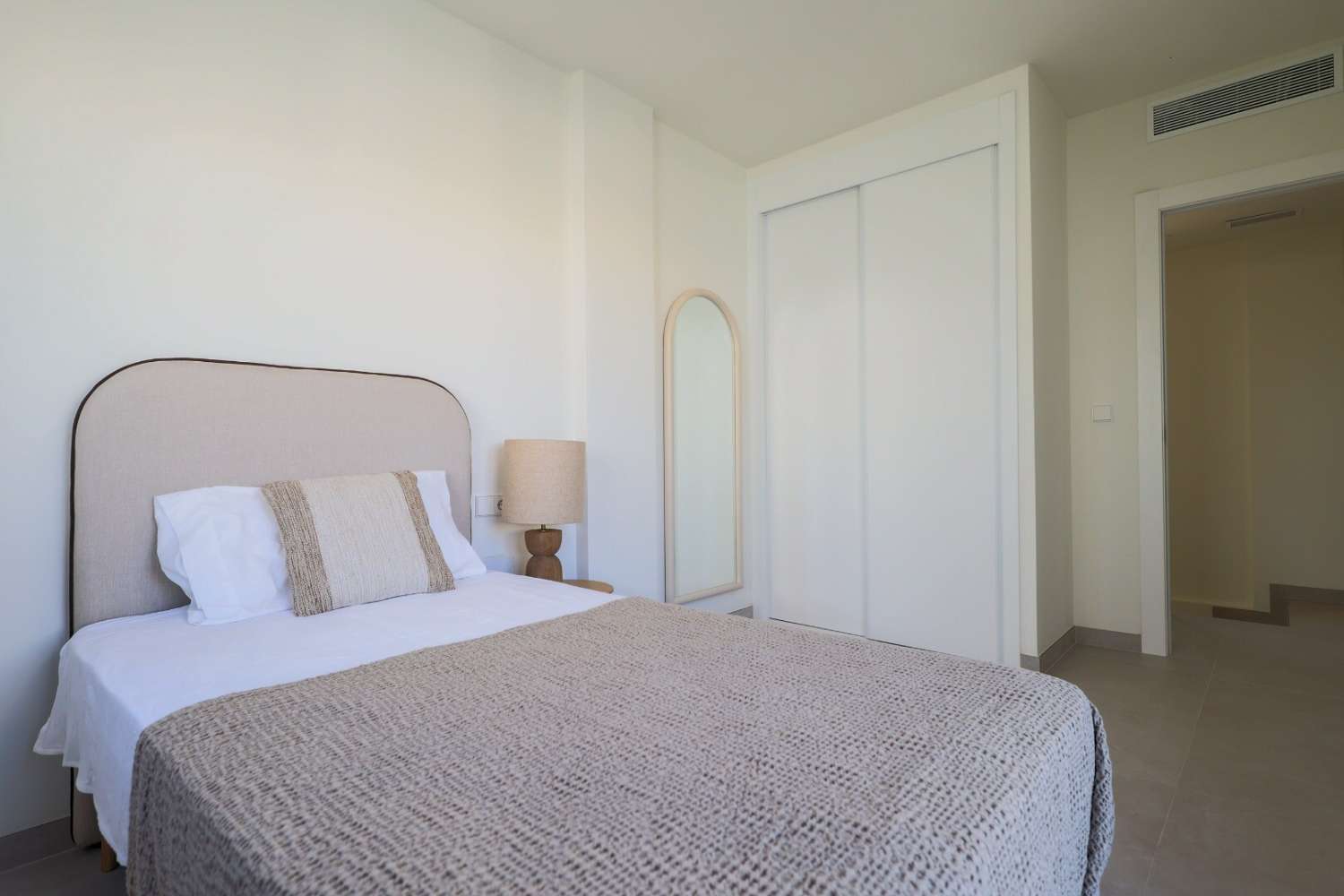 Villa totalmente renovada en Las Filipinas - Orihuela Costa