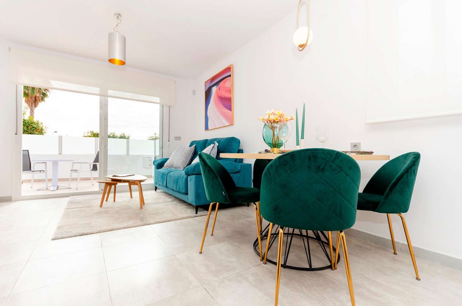 Villa in Torrevieja met uitzicht op het roze zoutmeer en dicht bij alle denkbare voorzieningen.
