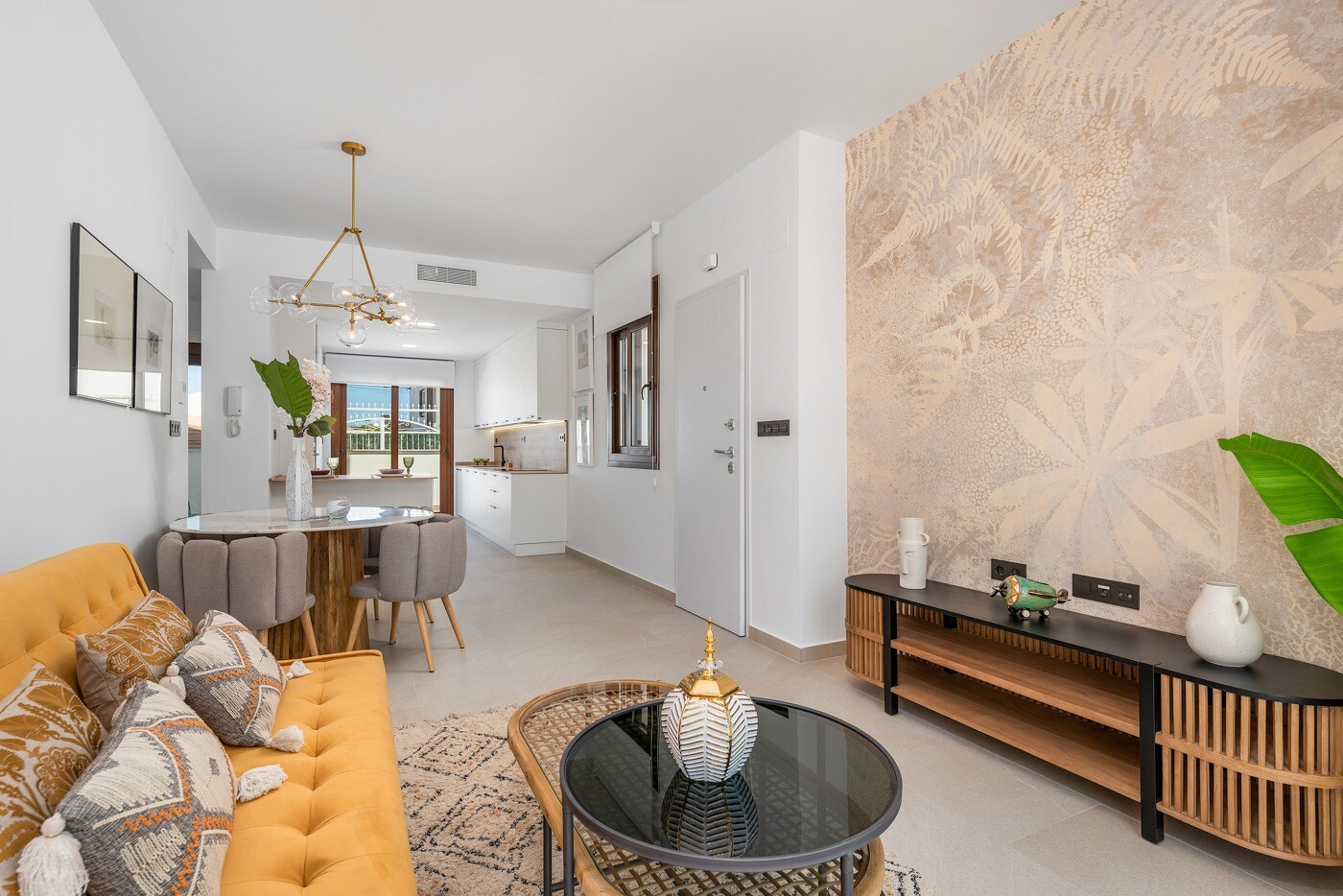 Apartamento de obra nueva, en planta baja, en Los Balcones, Torrevieja