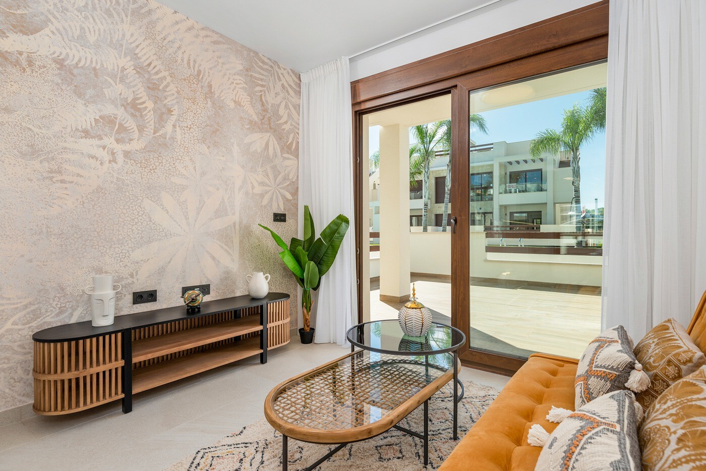 Apartamento de obra nueva, en planta baja, en Los Balcones, Torrevieja