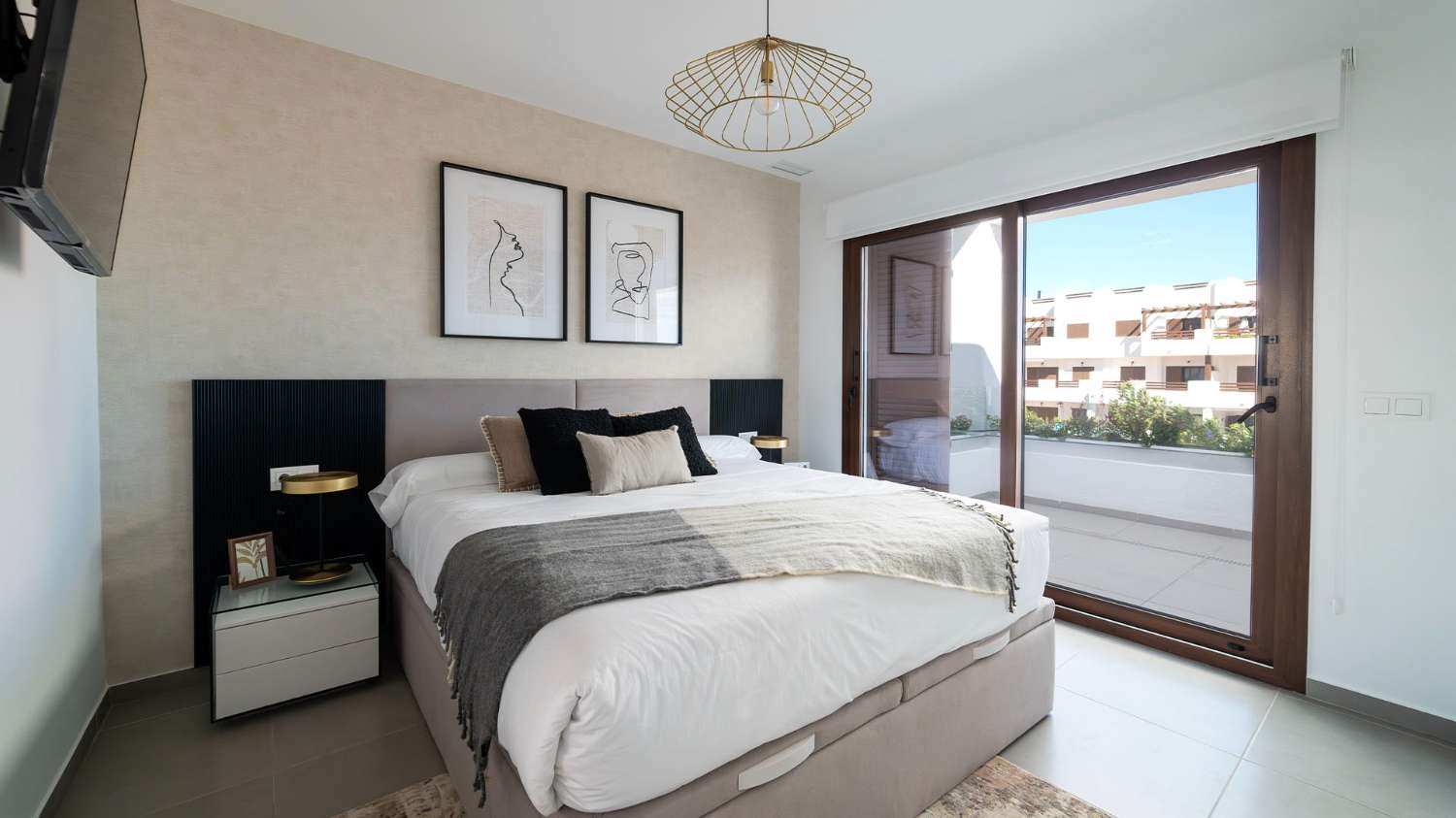 Villa en venta en Almería