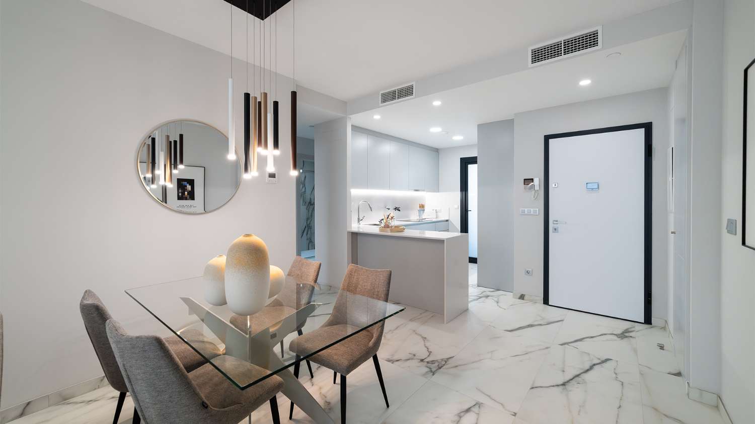 Apartamentos de obra nueva en playa de Poniente, Benidorm