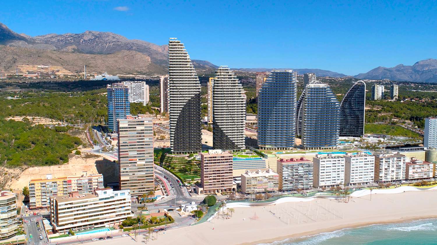 Apartamentos de obra nueva en playa de Poniente, Benidorm