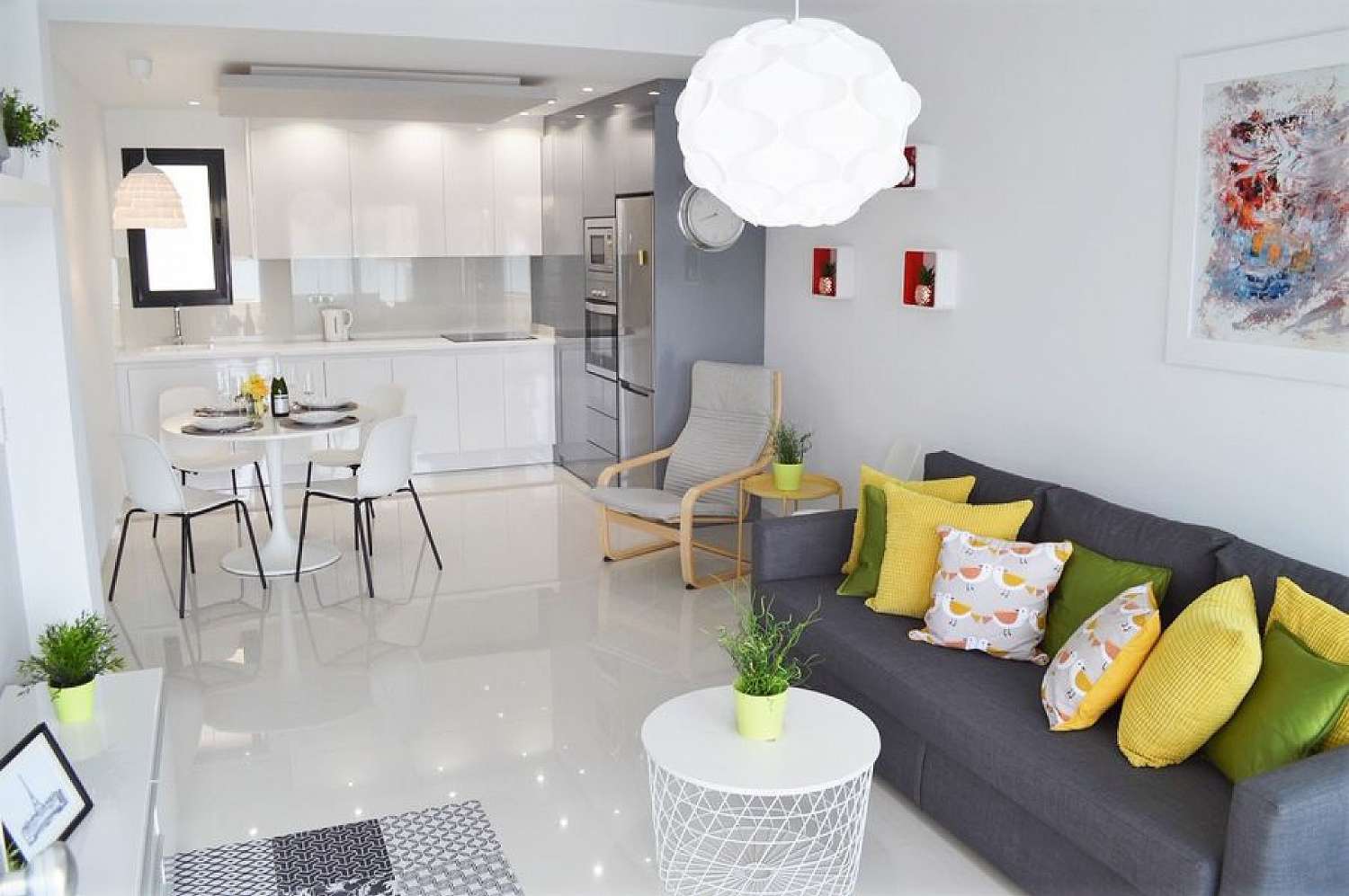 Apartamento de vacaciones en Mil Palmeras (Pilar de la Horadada)