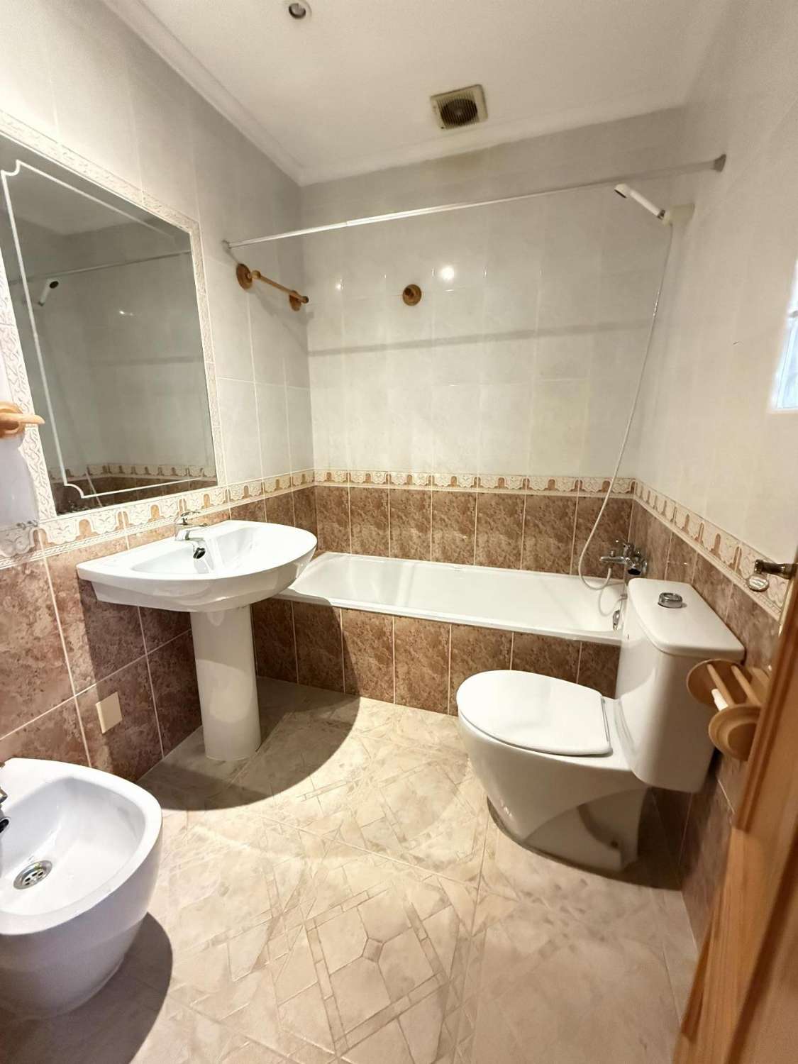 Chalet en venta en Playa Flamenca (Orihuela)