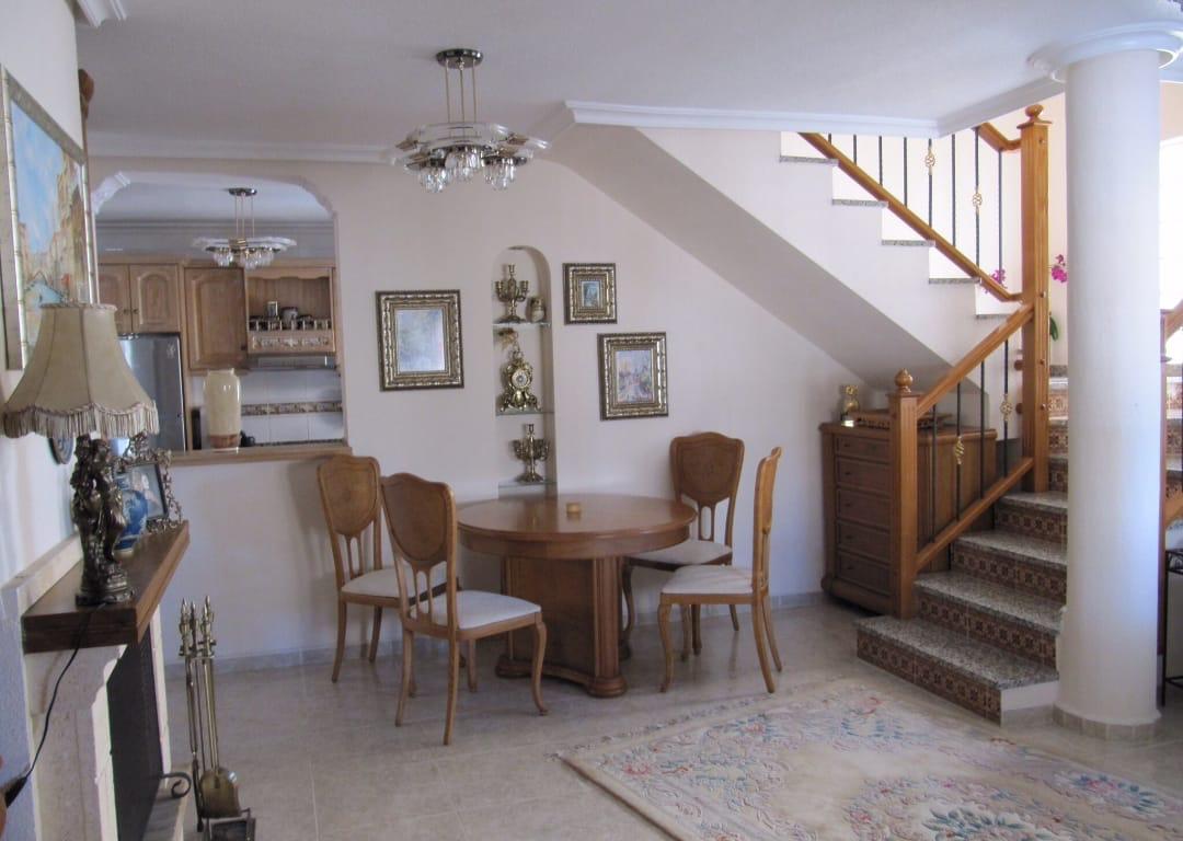 Вилла в аренде в Villamartín-Las Filipinas (Orihuela)