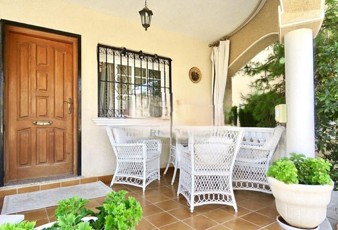 Вилла в аренде в Villamartín-Las Filipinas (Orihuela)