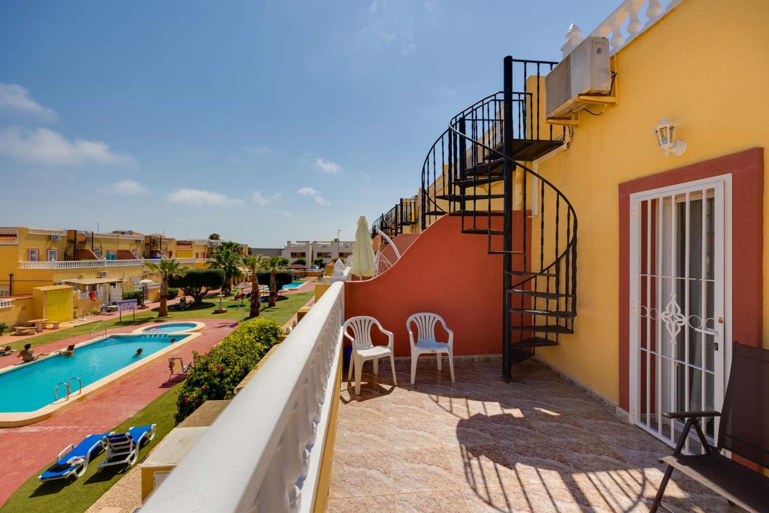Дом в продаже в La Zenia (Orihuela)