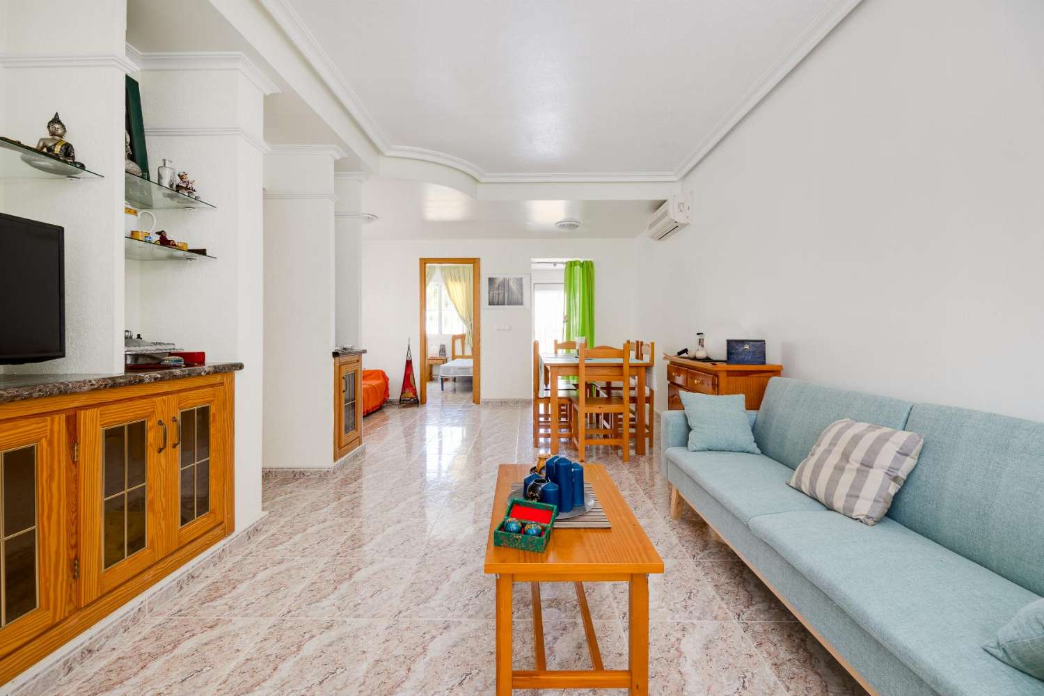 Дом в продаже в La Zenia (Orihuela)