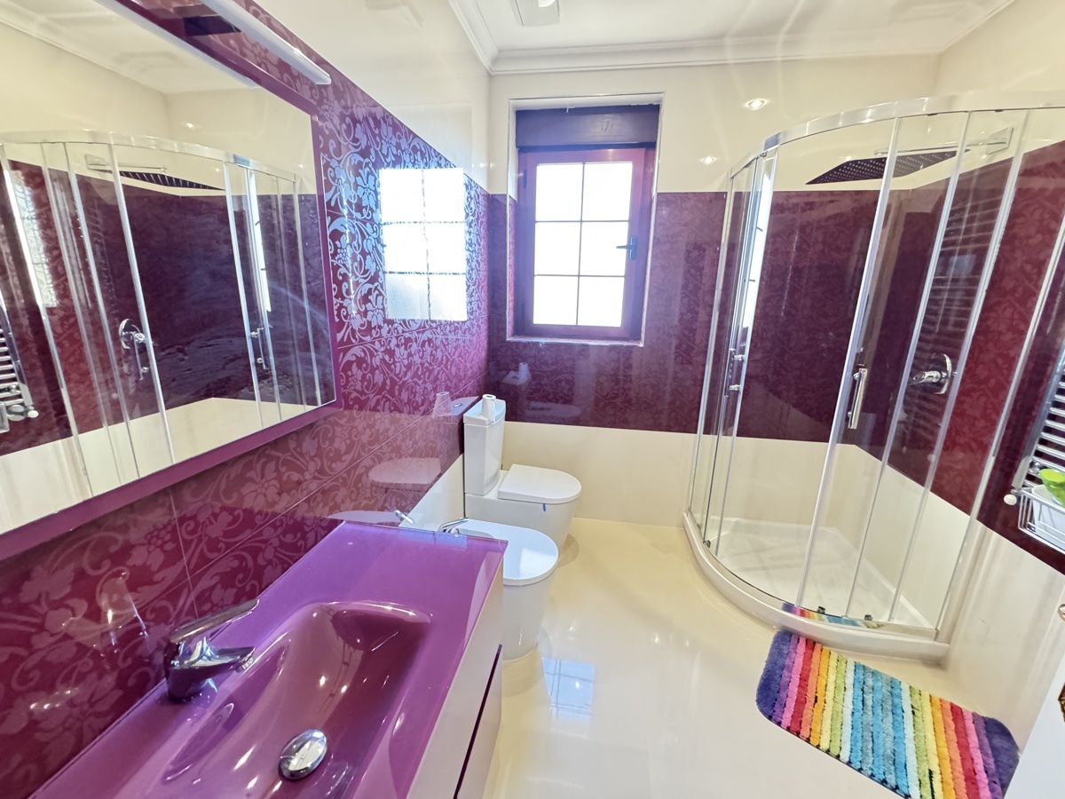 Villa en venta en Cabo Roig (Orihuela)